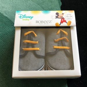 NIB leather Disney Robeez